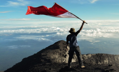 7 Gunung di Jawa Timur yang Cocok untuk Pendaki Pemula